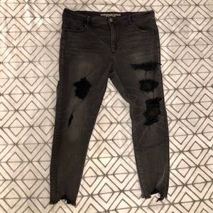 American Eagle Black Distressed Skinny Jeans Sz 20